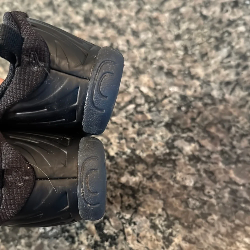Nike Black baby Sneakers EUC 7